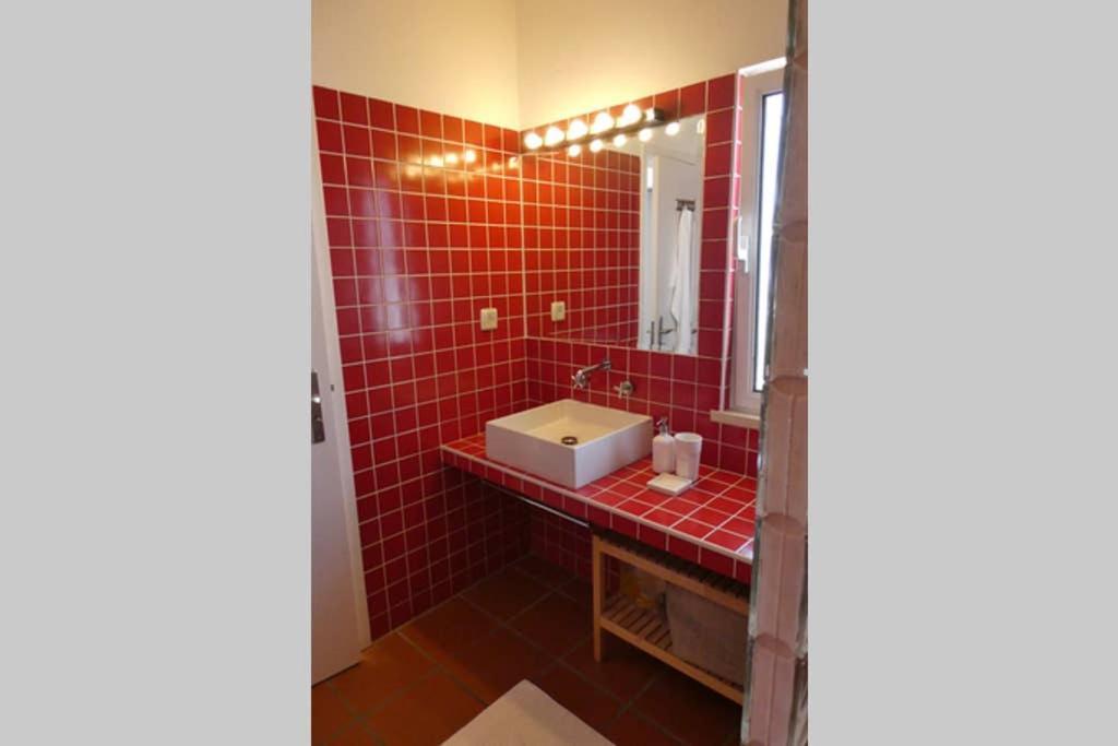 Casa Colina, Walking Distance To Arrifana Beach 알제주르 외부 사진