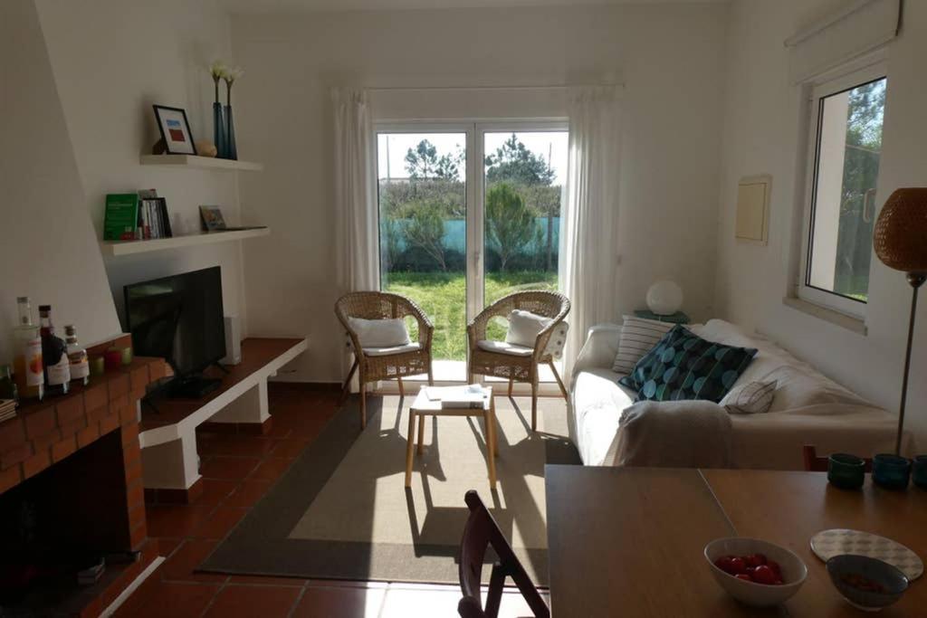 Casa Colina, Walking Distance To Arrifana Beach 알제주르 외부 사진