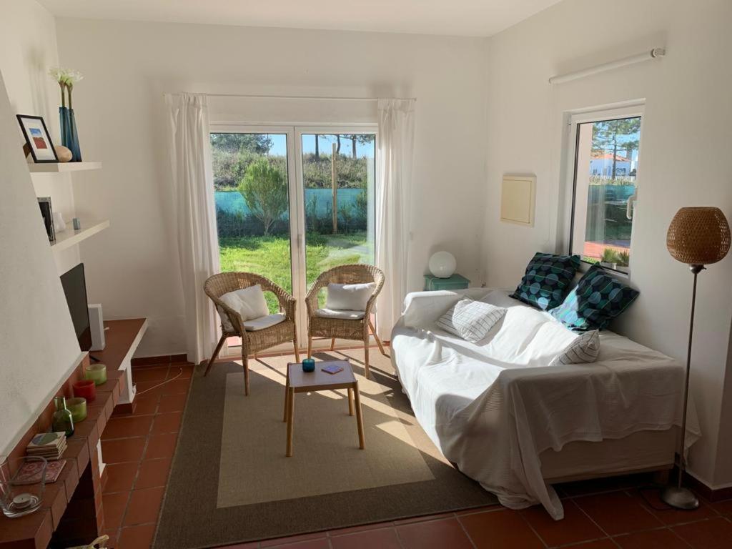 Casa Colina, Walking Distance To Arrifana Beach 알제주르 외부 사진