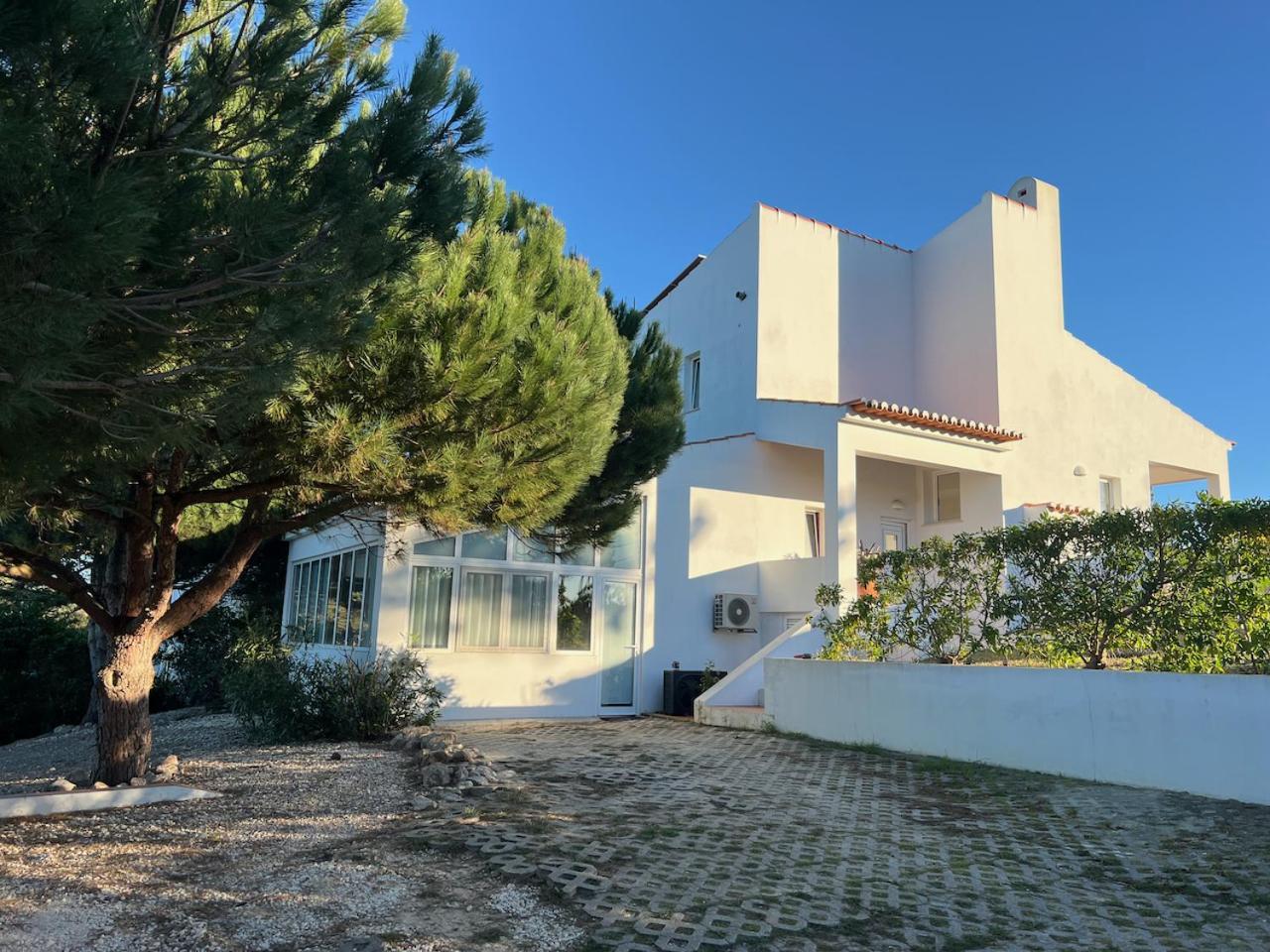 Casa Colina, Walking Distance To Arrifana Beach 알제주르 외부 사진